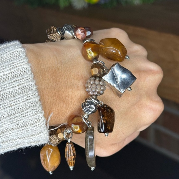 Vintage Treska Elegant Earth Tones Brown and Silver Beaded Bracelet Handmade - Picture 12 of 13